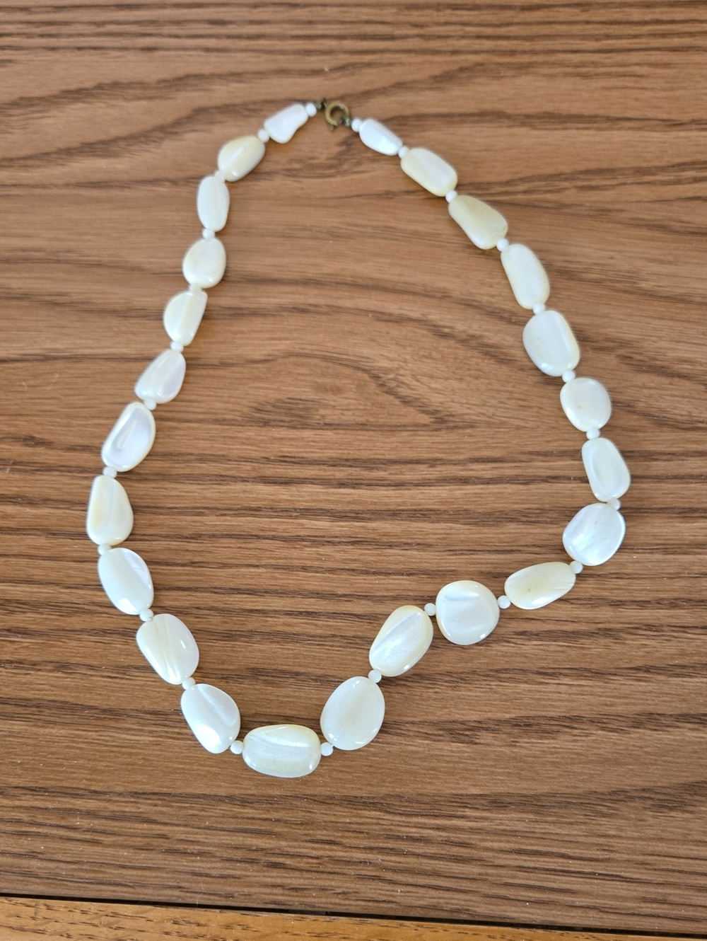 Cream Mother-of-Pearl Bead Necklace - Unbranded